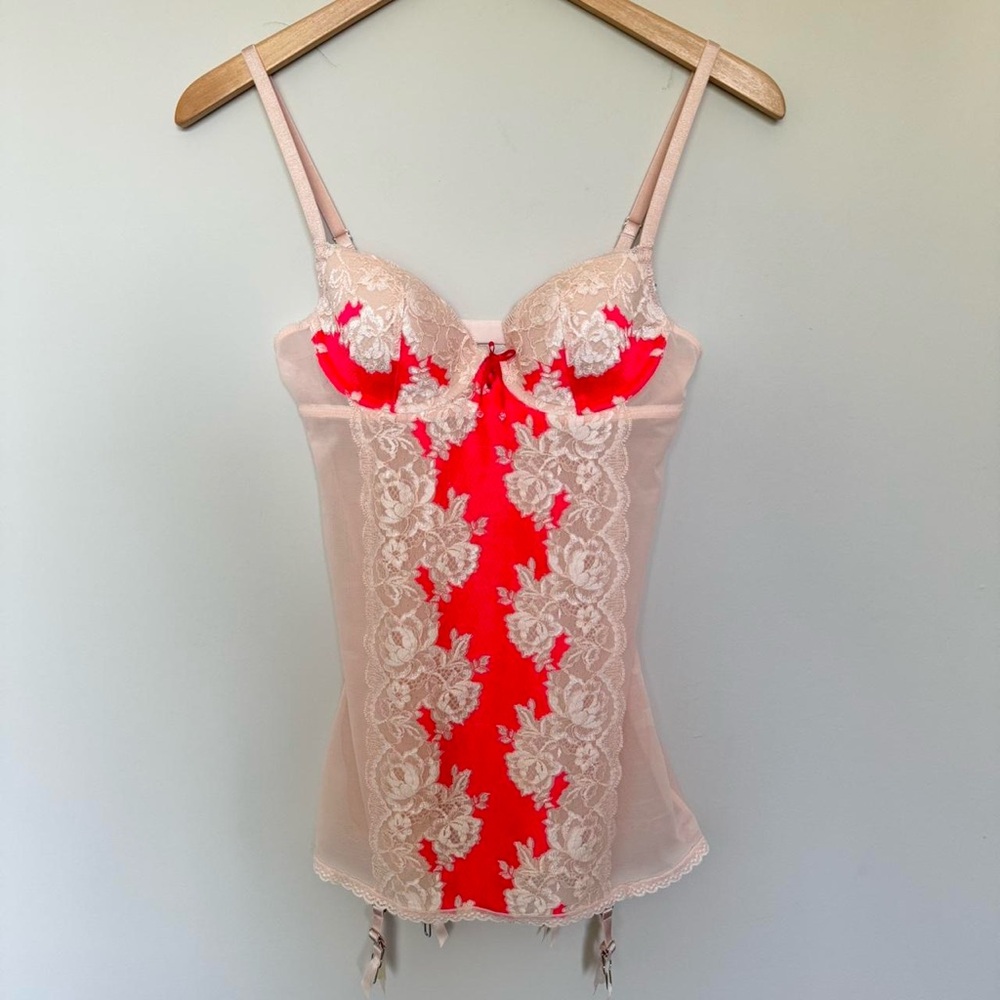 2000s Victoria secret slip